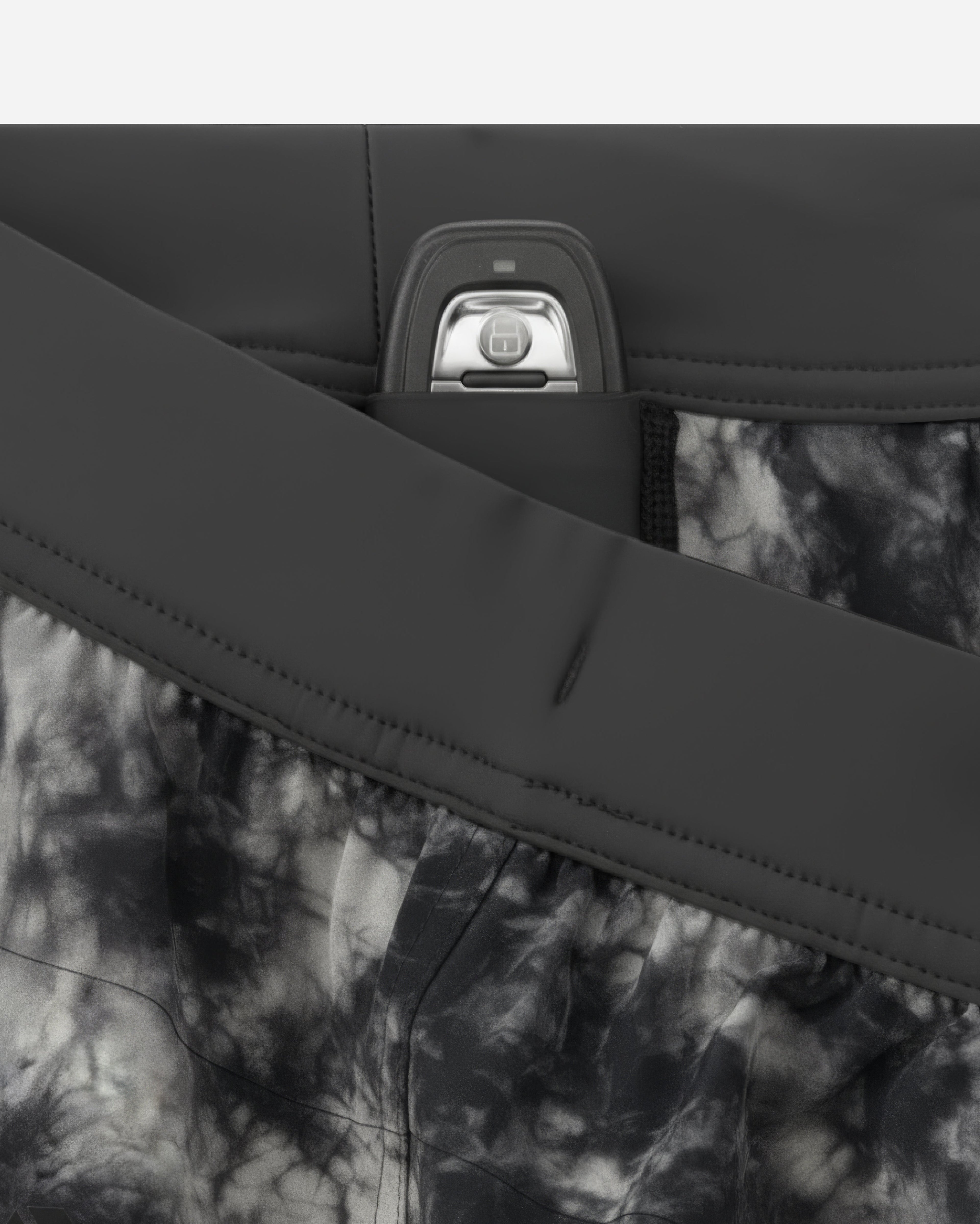 Interval Short | 7-inch