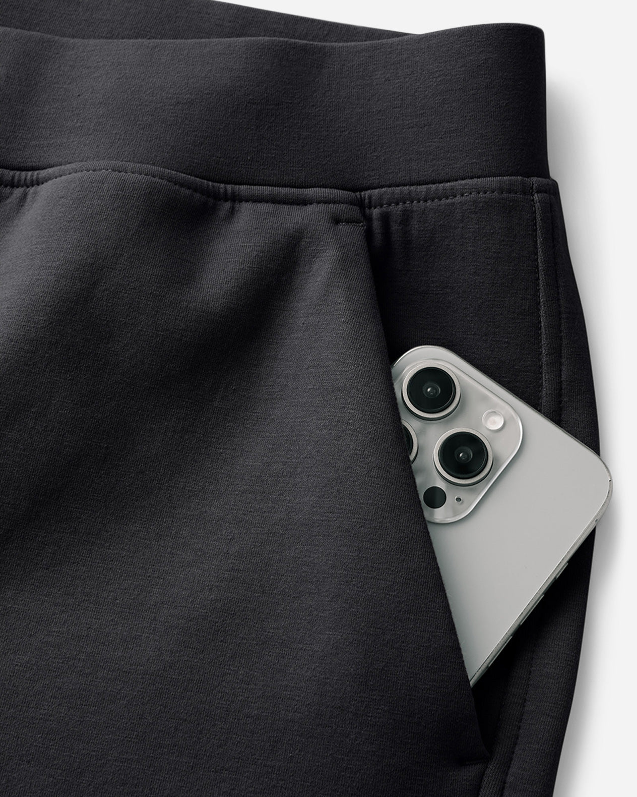 Midweight Tech Short